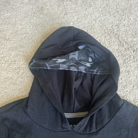 Boys Star Wars Darth Vader hooded shirt 7 nwt - Picture 2 of 3